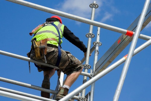 The Comprehensive Guide to Erecting Ringlock Scaffolding - Ajbuildscaffold.com