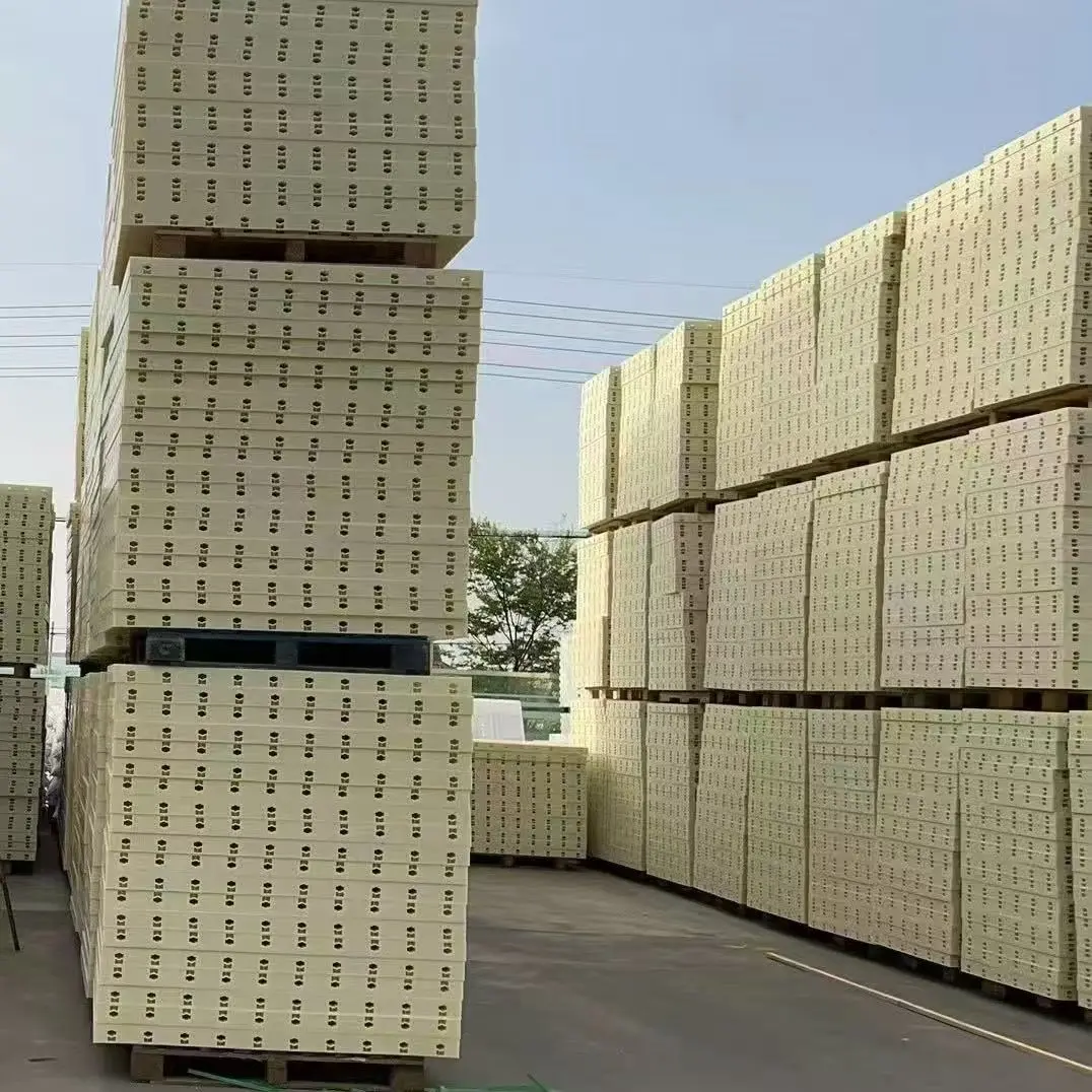 plastic formwork for concrete.jpg